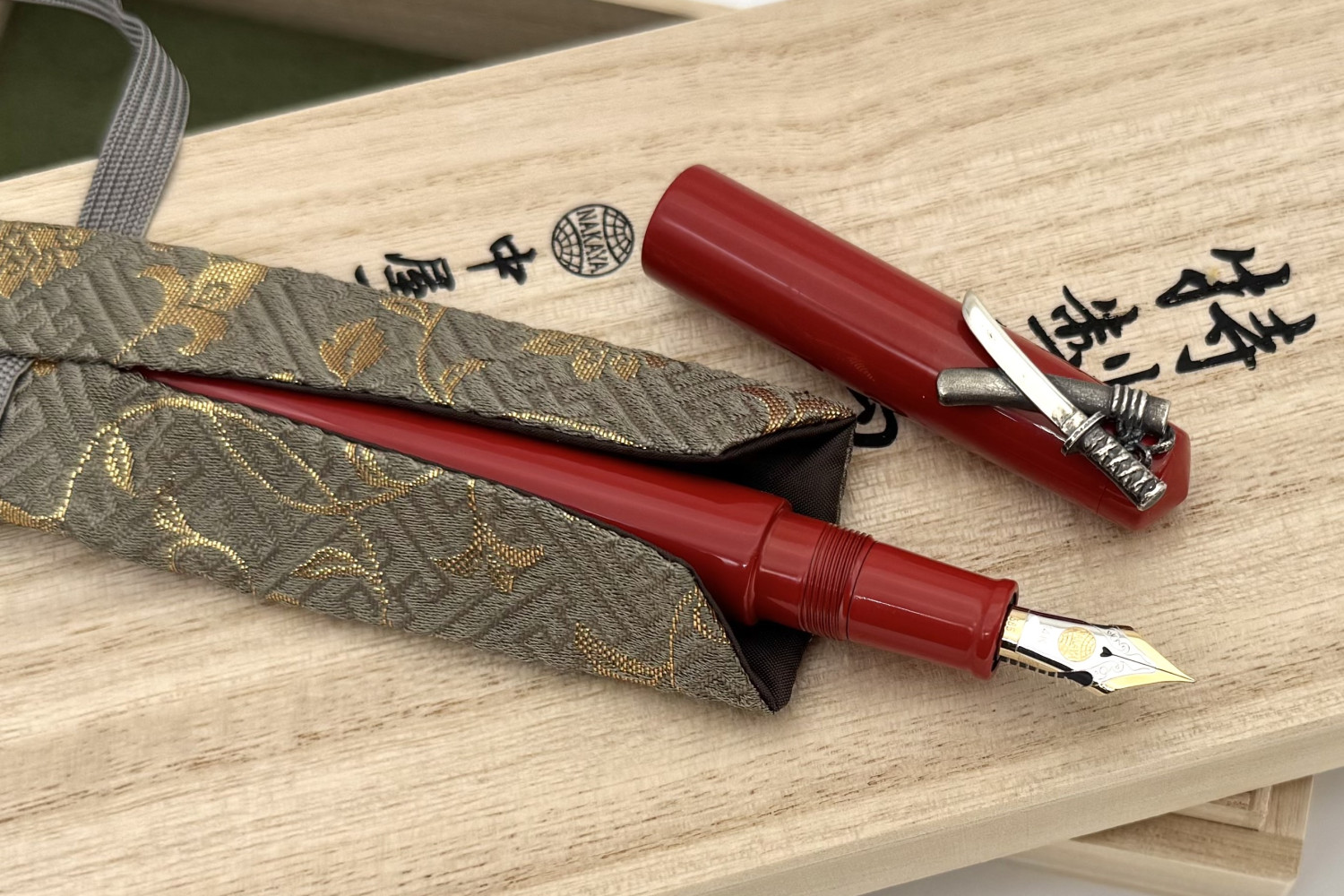 NakayaPiccoloLongWriterShuFPFumigatedSmallSwordStopper_A